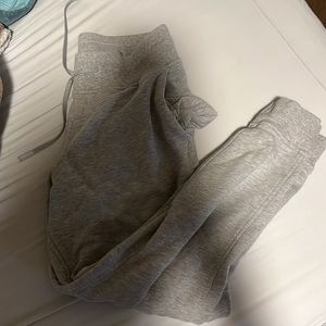 Lululemon joggers